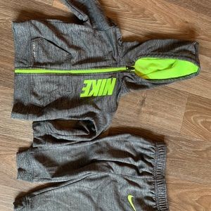 Nike sweat outfit